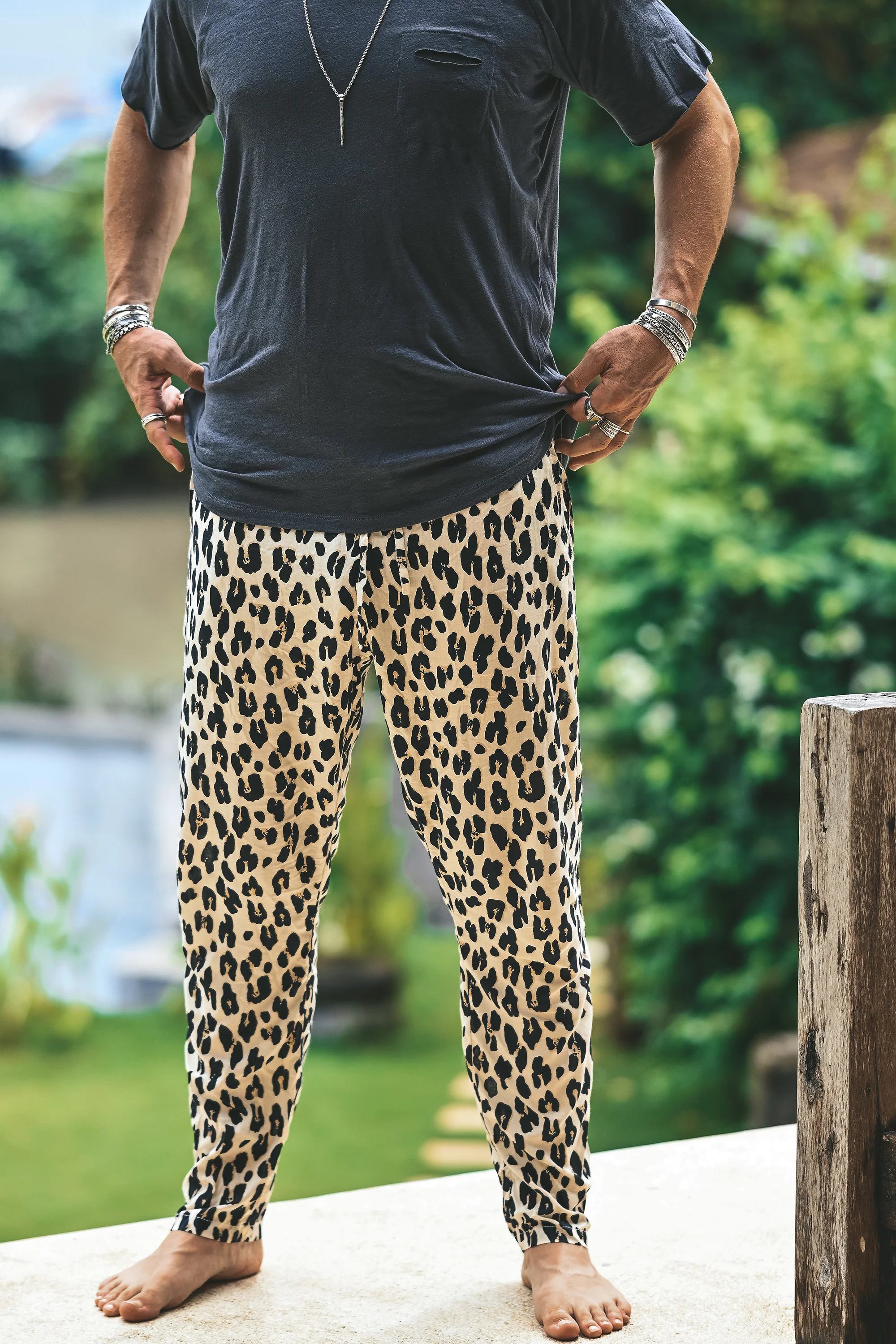 Ibiza resort pants leopard grey - Image 13